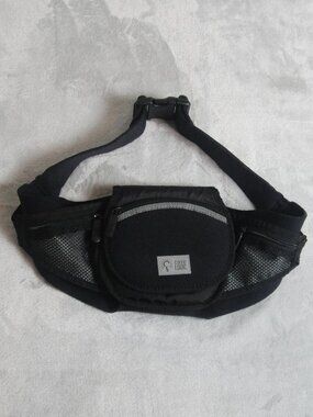 Case Logic Portable CD Player Fanny Pack Bag - Black - CD Storage 2 Side Pockets